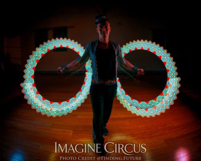 LED Performer, Pixel Poi, Performer, Adam, Imagine Circus, Photo by Finding Future