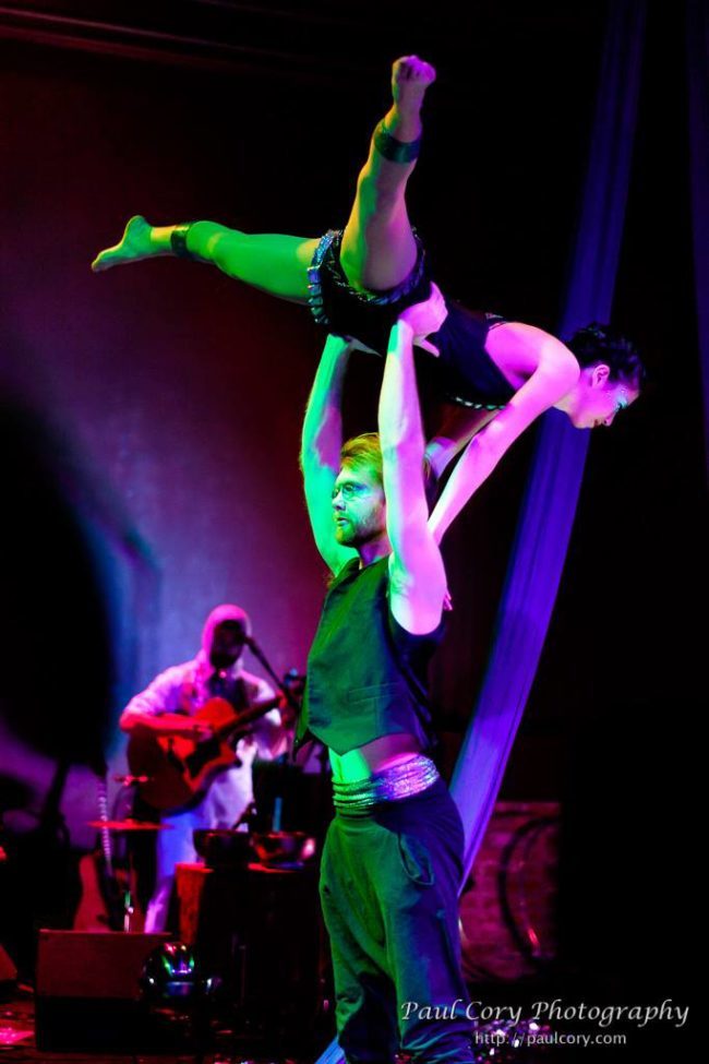 Light Pours In | Acrobatic Performance | Partner Acro | Duo | Imagine Circus | Cirque | Raleigh, NC