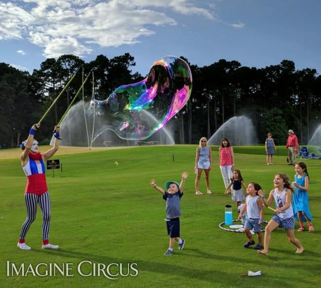 Fourth of July, Bubble Artist, Performer, Katie, Imagine Circus