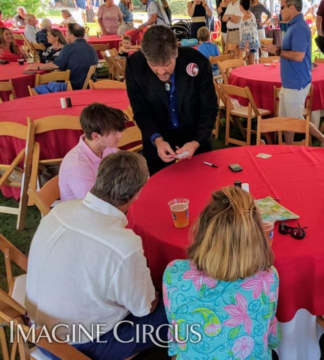 Magician, Close up magic, Roman, Imagine Circus