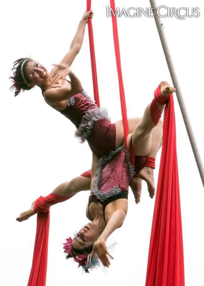 Kaci & Liz Bliss, Partner Aerial Silks Duo, Mum Fest, Imagine Circus, Photographer Jeanne Julian