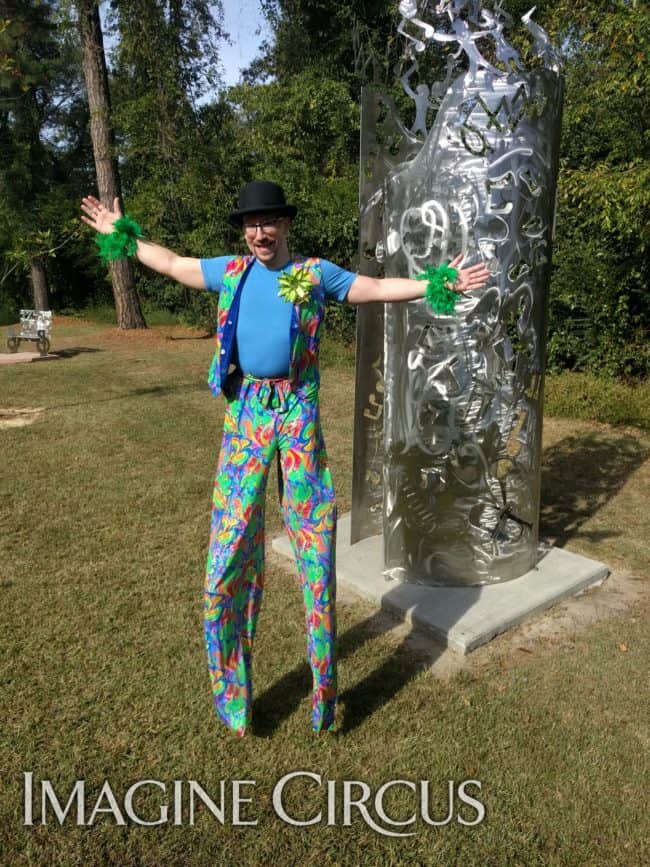 Stilt Walkers, Parade Performers, Mardi Gras, Jeff, Imagine Circus, Photo by Davide Majeau