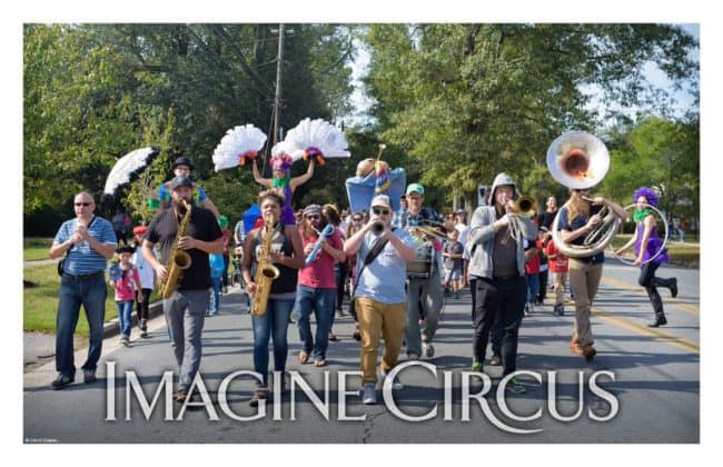 Stilt Walkers, Parade Performers, Mardi Gras, Adam, Jeff Brittney, Liz, Imagine Circus, Photo by Davide Majeau