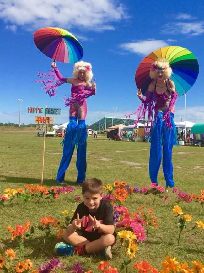 Kaylan_Katie_Hippie Fest_2017_ Stilt Walkers_Imagine Circus Performers