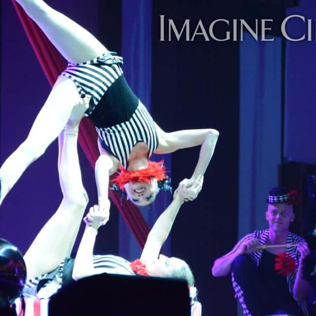 Acrobats, Stage Show, Harrahs Casino, Cherokee, NC, Imagine Circus, Performers, Kaci, Katie, Photo by Susan Dipert Scott