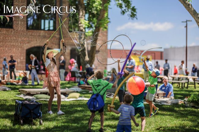 Bubble Artist, Garden Party, Imagine Circus, Performer