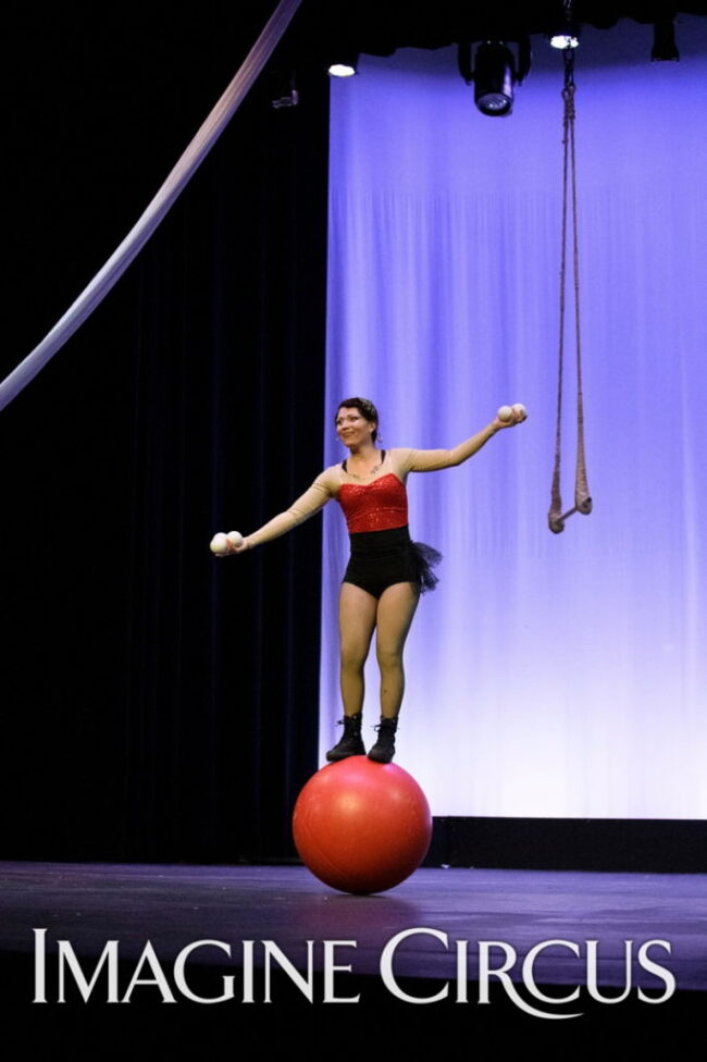 Unicycle, Lucy, Imagine Circus, Stage Show, Photo by Zach Thomas with Monarch Studios and Flagler College