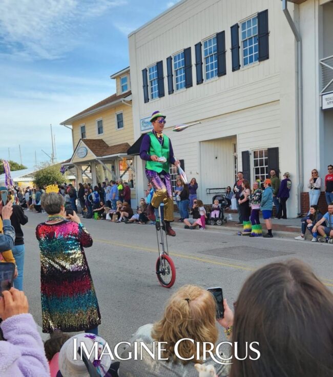 Imgine Circus, Unicyle, Juggler, Circus Performer