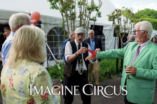 Imagine Circus, Paris Vibe Strolling Entertainment, Mime, Magician, Photo by The Nixons Photography