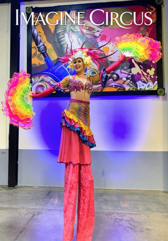 Imagine Circus Stilt Walker, Mardi Gras, Hora Loca